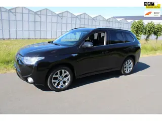 Mitsubishi Outlander 2.0 PHEV Intense + Automaat 4x4