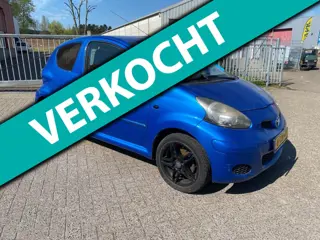 Toyota Aygo 1.0-12V Access LEDER INTERIEUR ZWART ORG ZELDZAAM!!! LM VELGEN 16 INCH , SPECIALE UITV, 