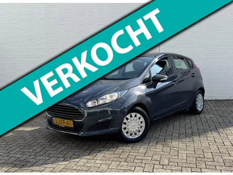 Ford Fiesta 1.6 TDCi Style Airco ijskoud Cruise control Elektrisch bedienbare ramen Bleutooth