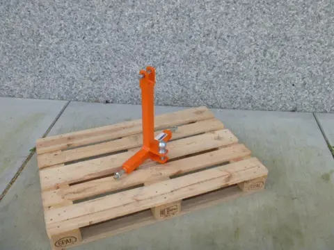 Tarpan Pro Driepuntsbok + Knobbel