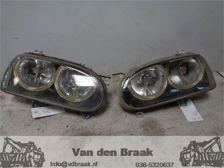 Volkswagen Golf Cabriolet 1993-1998 Set koplampen Angel Eyes
