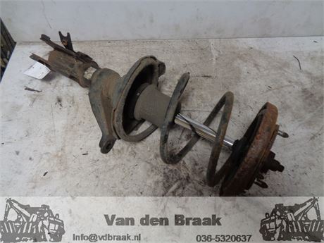Honda Civic Sedan 1.3 16V Hybride 2004-2006 Veerpoot links voor