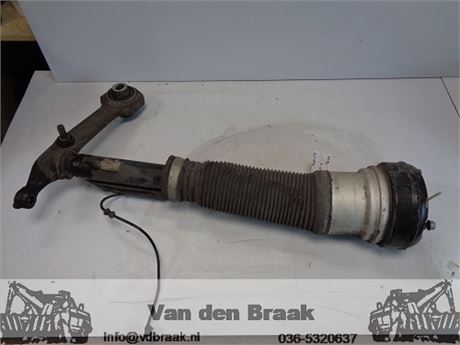 Mercedes Benz W220 Sedan 1998-2005 Schokbreker linksvoor