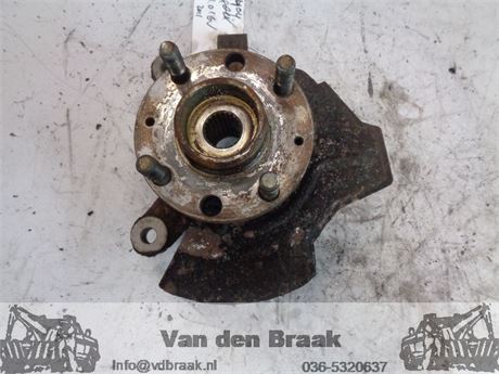 Chevrolet Spark 1.0 16V 2010-2015 Fusee links voor