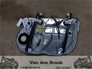 VW Polo 5 drs 2001-2009 Raammechaniek linksvoor electrisch