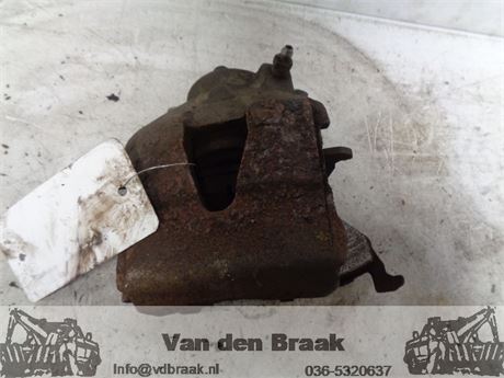 Volkwagen Polo 9N 1.2 12V 2001-2009 Remklauw links voor