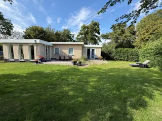 Vrijstaande bungalow op loopafstand van de Slufter