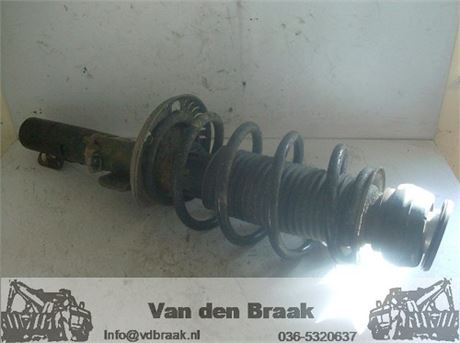 Skoda Fabia Combi 1.9 TDi 2008-2010 Veerpoot voorzijde