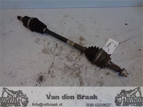 Suzuki Splash 1.0 12V 2008-2011 Aandrijfas links