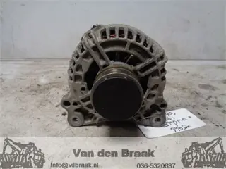 Volkswagen Golf 1.9 TDi 2003-2008 Dynamo met vrijlooppoelie