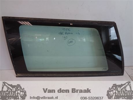 Opel Astra Caravan 1991-1998 Zijraam links achter