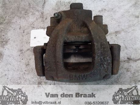 Mini One 1.6 16V 2001-2008 Remklauw rechts voor