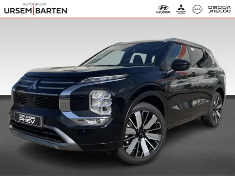 Mitsubishi Outlander 2.4 PHEV Instyle+ Tot € 6.500,- VOORDEEL!