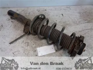 Volkswagen Golf 1.6 TDi 2009-2012 Schokbreker voorzijde