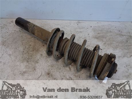 Seat Toledo 2.0 FSi 2004-2009 Schokbreker voorzijde