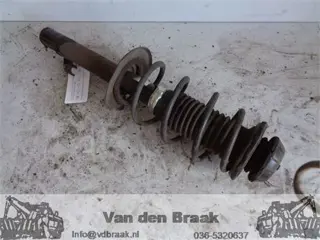 Peugeot 107 1.0 12V 2005-2014 Veerpoot links voor