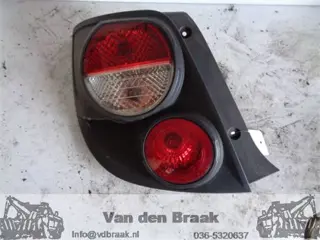 Chevrolet Aveo 2011-2015 Achterlicht links