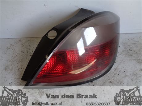 Opel Astra 5 deurs Hatchback 2004-2007 Achterlicht rechts
