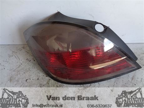 Opel Astra 5 deurs Hatchback 2004-2007 Achterlicht links