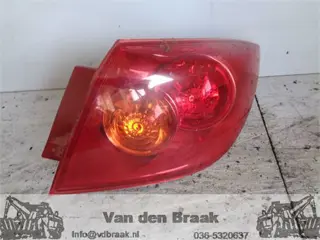 Mazda 3 5 deurs 2003-2006 Achterlicht rechts buitenzijde