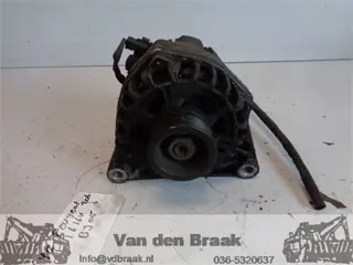 Peugeot 206 1.6 16V 2000-2007 Dynamo