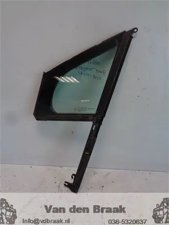 Peugeot 5008 2009-2013 Linksvoor driehoeksraam