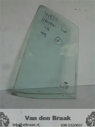 Hyundai i10 5 drs 2008-2013 Driehoekraam links achter