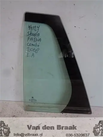 Skoda Fabia Combi 2008-2015 Scheerruit links achter