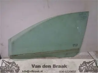 Ford Focus 4 deurs Sedan 2004-2011 Portierraam links voor