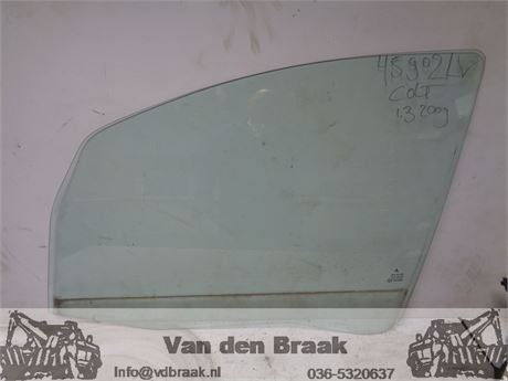 Mitsubishi Colt 5 deurs 2004-2013 Portierraam links voor
