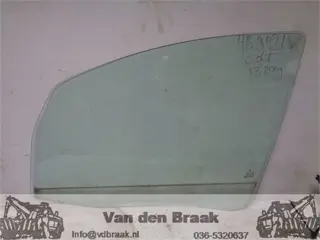 Mitsubishi Colt 5 deurs 2004-2013 Portierraam links voor