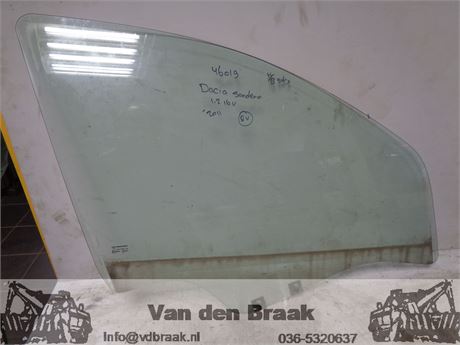 Dacia Sandero 2008-2012 Portierraam rechtsvoor