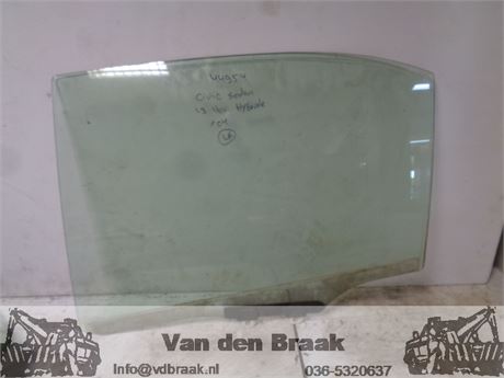 Honda Civic 4 deurs 2004-2006 Ruit portier links achter
