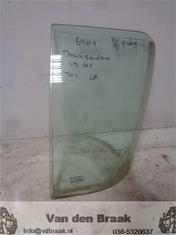 Dacia Sandero 2008-2012 Scheerraam portier linksachter