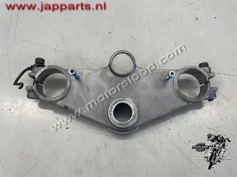 Honda VFR750(RC24) Kroonplaat