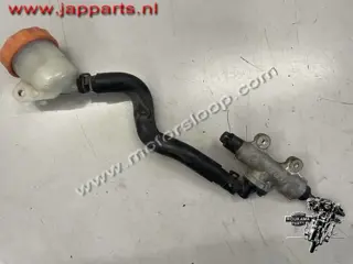 Honda VFR750(RC24) rempomp achter