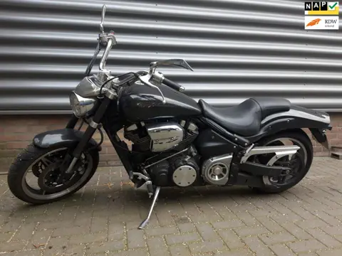 Yamaha Chopper XV 1700 Road Star Warrior