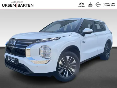 Mitsubishi Outlander 2.4 PHEV Pure Tot € 6.000,- VOORDEEL!