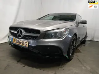 Mercedes-Benz CLA-klasse Shooting Brake 200 Prestige Frontschade