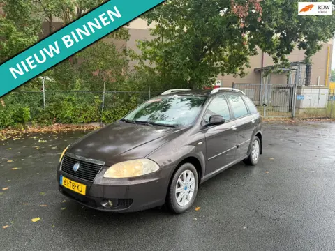 Fiat Croma 1.8-16V Dynamic LEUKE AUTO RIJDT EN SCHAKELT GOED