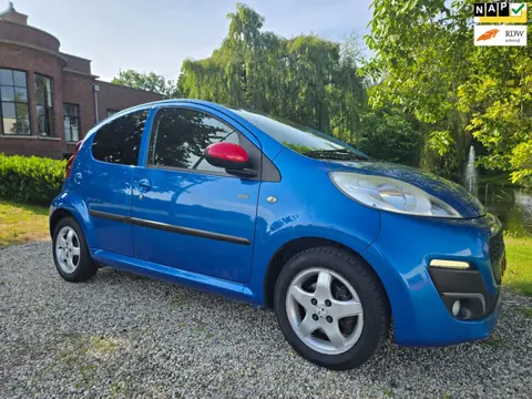 Peugeot 107 1.0 Sportium 5-deurs AIRCO *apk:10-2026*