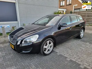 Volvo V60 1.6 T4 Summum Automaat 180pk Bj:2012