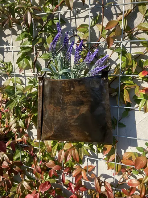 METALEN HANG BLOEMBAKJE MODEL TAS OLD LOOK