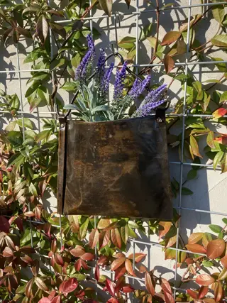 METALEN HANG BLOEMBAKJE MODEL TAS OLD LOOK