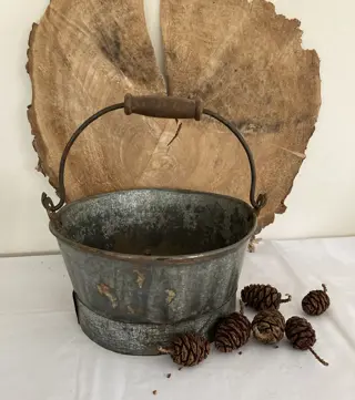 OUDE IJZEREN EMMER MAAT MEDIUM Voorbeeld 1