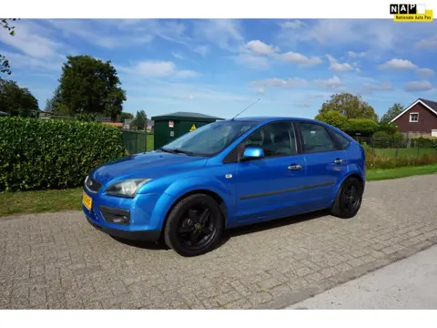 Ford Focus 1.6-16V First Edition APK sept. 2026