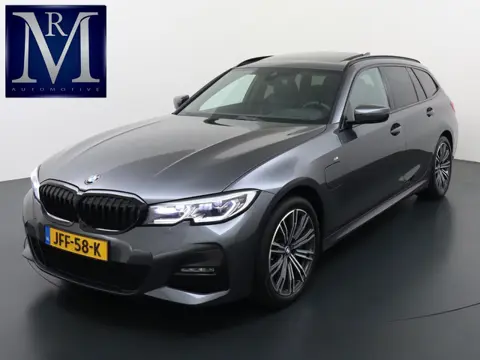 BMW 3-serie Touring 330e High Executive VAN € 34.900,- VOOR € 29.877,- UW LENTEVOORDEEL: € 5.023,-!M