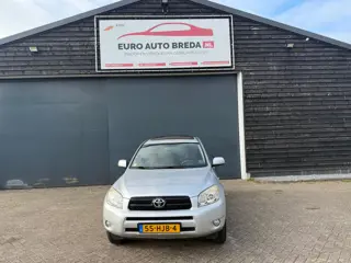 Toyota RAV4 2.0 VVTi X-Style Navigator