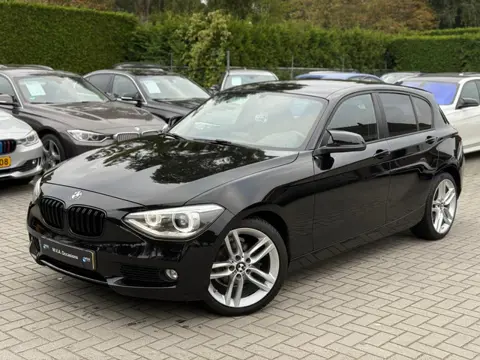 BMW 1-serie 116i Business|Nieuwe Ketting + Klepseals|Xenon|Airco|Navigatie|18 inch|Nette staat..
