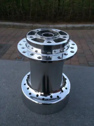 Harley naaf achterwiel touring '09 - '21, als nieuw